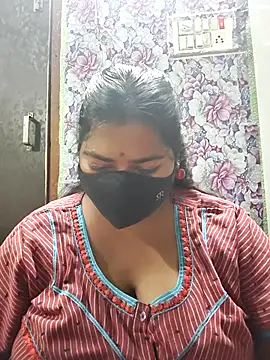 Liyaa 24 online show from 03-20-26, 04:56