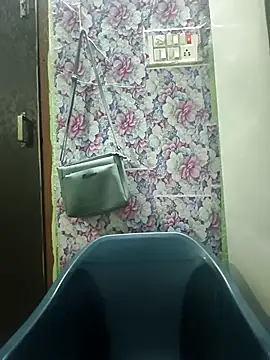 Liyaa 24 online show from 04-10-26, 04:44