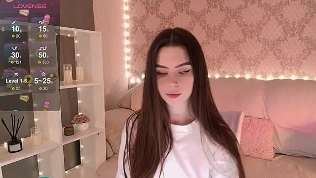 Snapshot of HolyMiax chatting on 04-29-26, 03:43 HolyMiax online show from 04-29-26, 03:43