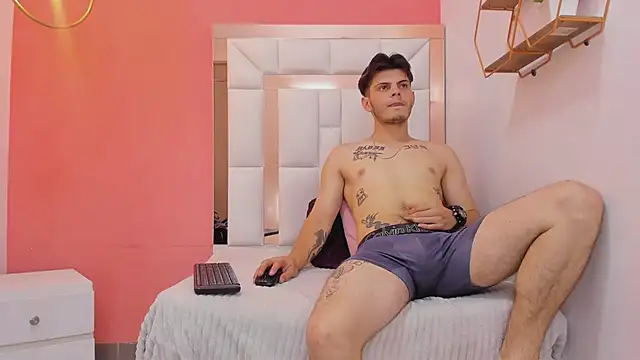 erickandnatasha 69 online show from 02-18-26, 11:06