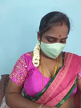 Snapshot of Tamil_riyalini12 chatting on 06-21-26, 12:19 Tamil riyalini12 online show from 06-21-26, 12:19