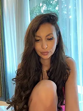 LunaBex online show from 10-05-25, 07:17