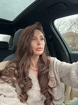 LunaBex online show from 11-28-25, 08:06