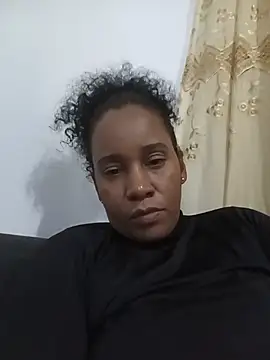 Snapshot of EbonyHorrny chatting on 07-19-26, 06:39 EbonyHorrny online show from 07-19-26, 06:39