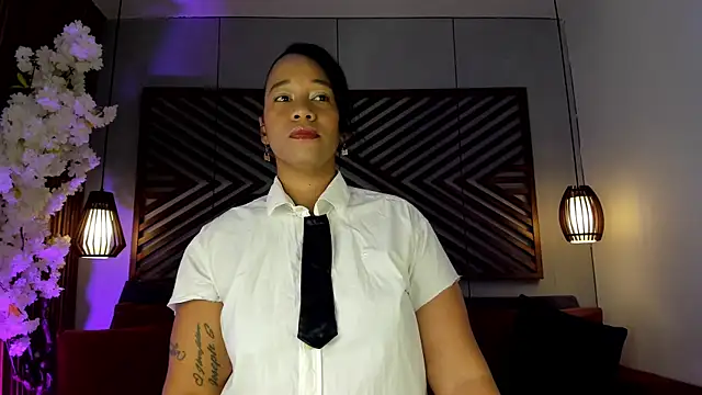 Snapshot of EbonyHorrny chatting on 08-03-26, 11:37 EbonyHorrny online show from 08-03-26, 11:37