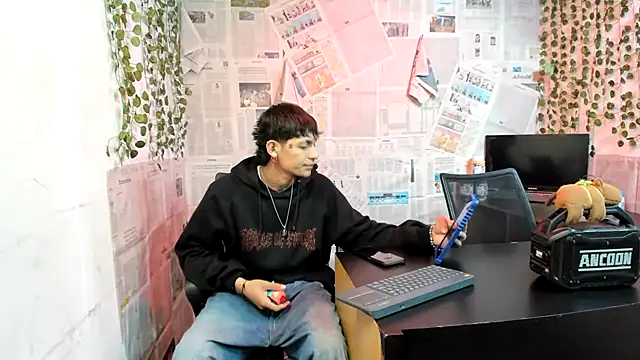 Bastian boyshot77 online show from 07-18-26, 01:37
