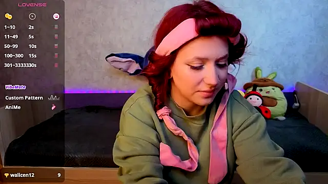 Mini Lady1 online show from 11-06-25, 07:20