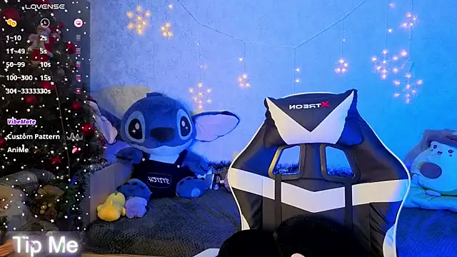 Mini Lady1 online show from 12-20-25, 07:26