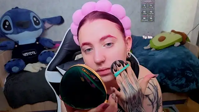 Mini Lady1 online show from 02-18-26, 09:05