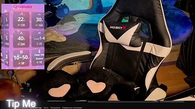 Mini Lady1 online show from 04-18-26, 07:07