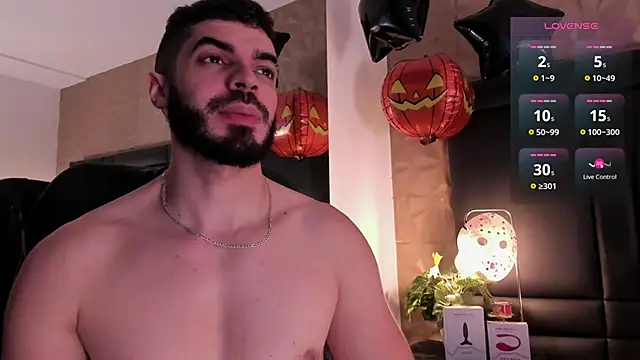 AxelThompson  online show from 10-27-25, 11:25