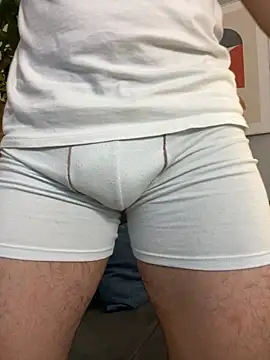 AxelThompson  online show from 11-30-25, 11:47