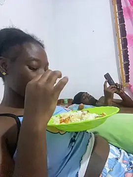 GeileErica online show from 11-18-25, 01:00