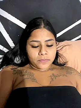 Snapshot of tigresa865 chatting on 10-19-25, 03:40 tigresa865 online show from 10-19-25, 03:40