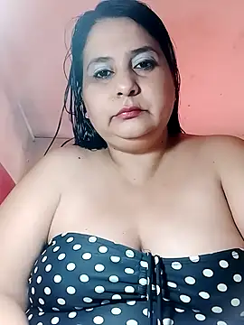 Snapshot of Aymacyn chatting on 11-26-25, 11:00 Aymacyn online show from 11-26-25, 11:00