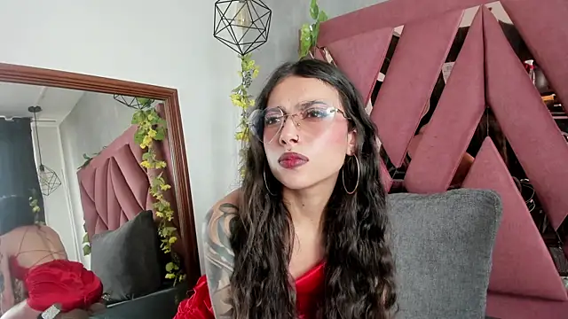 viollettaa  online show from 02-17-26, 07:20