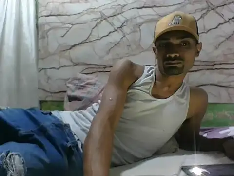 Snapshot of Jey8 chatting on 10-26-25, 12:05 Jey8 online show from 10-26-25, 12:05