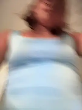 sara calderon online show from 04-18-26, 01:37