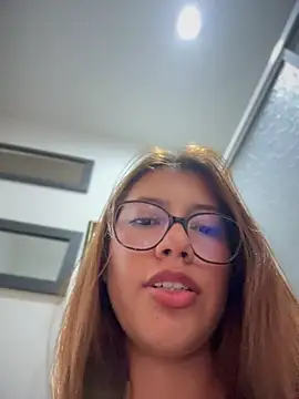 sara calderon online show from 04-18-26, 07:07