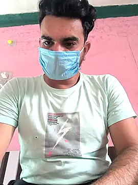 Snapshot of Riyansh_mehta chatting on 10-05-25, 09:51 Riyansh mehta online show from 10-05-25, 09:51