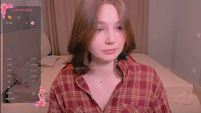 Nika Whiter online show from 09-27-25, 01:05