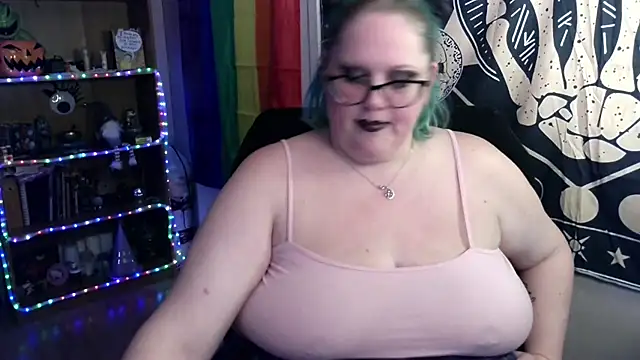 Kinky Witch online show from 12-23-25, 06:22