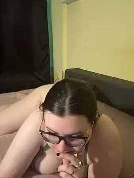 HaleyAyush online show from 05-19-26, 04:02