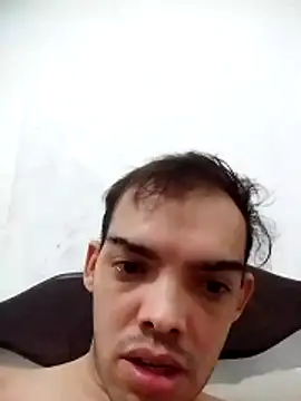GuilhermeYuree online show from 05-24-26, 09:03