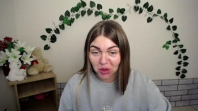 Snapshot of Magic_Katarina_ chatting on 10-06-25, 06:33 Magic Katarina  online show from 10-06-25, 06:33
