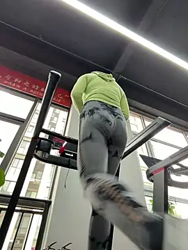 Ninazhang online show from 03-02-26, 04:25