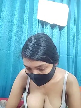 Snapshot of Tamanna490 chatting on 10-15-25, 05:13 Tamanna490 online show from 10-15-25, 05:13