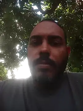 Snapshot of jfgustavo001 chatting on 03-25-26, 03:29 jfgustavo001 online show from 03-25-26, 03:29