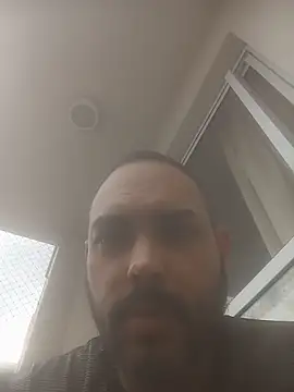 Snapshot of jfgustavo001 chatting on 05-17-26, 05:09 jfgustavo001 online show from 05-17-26, 05:09