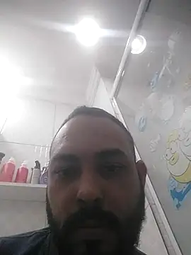 Snapshot of jfgustavo001 chatting on 07-17-26, 08:46 jfgustavo001 online show from 07-17-26, 08:46