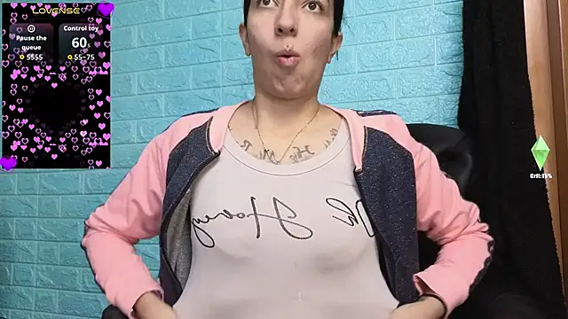 SALOME KORLAND online show from 10-01-25, 12:33