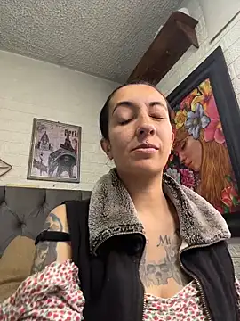 SALOME KORLAND online show from 10-20-25, 07:47