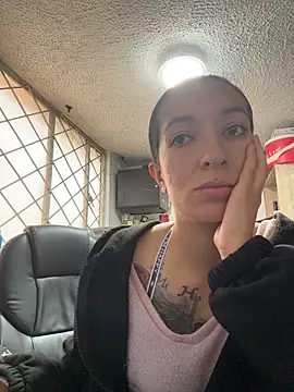 SALOME KORLAND online show from 04-01-26, 01:12