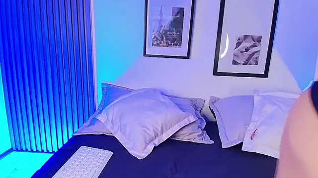 ashlycarteer online show from 04-12-26, 02:05