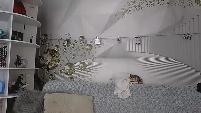 Snapshot of EvoletteLouLou chatting on 09-27-25, 12:54 EvoletteLouLou online show from 09-27-25, 12:54