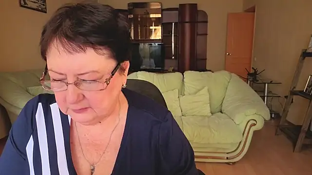 Margo Moll online show from 02-19-26, 12:12