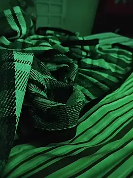 Genaro Dickinson 69 online show from 12-04-25, 07:44