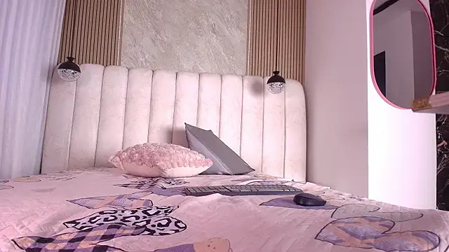 celeste moonx online show from 06-07-26, 11:58