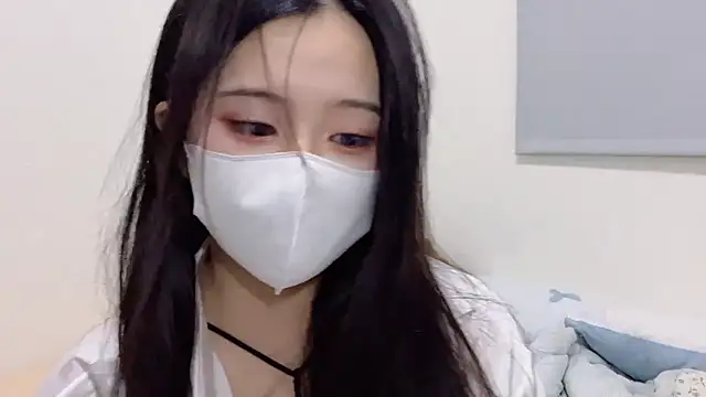 LHeart online show from 09-27-25, 01:49