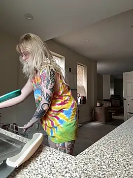 Snapshot of seeunexttuesday chatting on 05-19-26, 05:52 seeunexttuesday online show from 05-19-26, 05:52