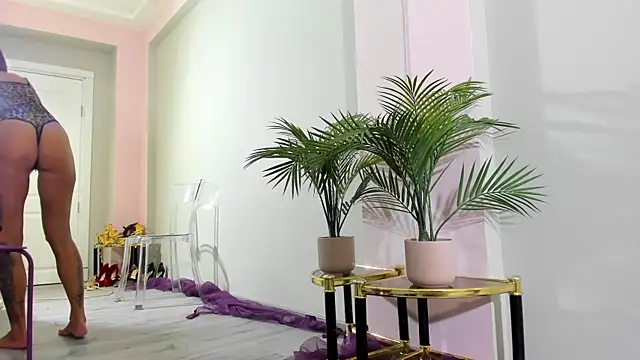 MayaHellen online show from 01-11-26, 06:07