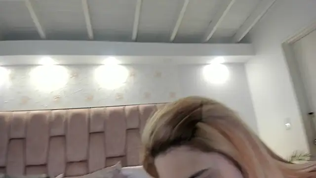 anabelle clark online show from 04-28-26, 04:56