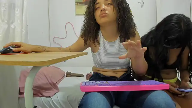 Andre lezcano online show from 10-17-25, 04:53