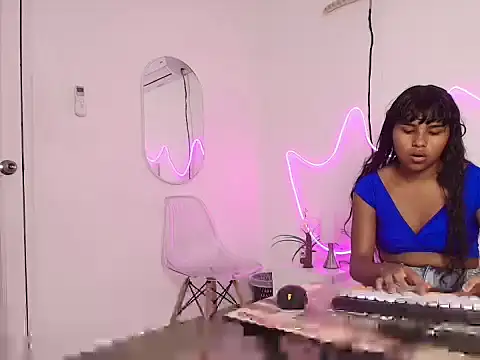 Snapshot of Andre_lezcano chatting on 02-12-26, 06:36 Andre lezcano online show from 02-12-26, 06:36