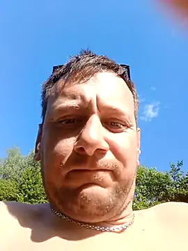 Snapshot of Alessio1987 chatting on 05-17-26, 02:57 Alessio1987 online show from 05-17-26, 02:57