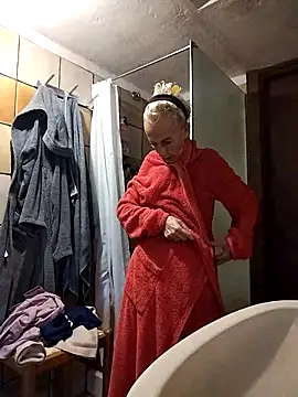 clarabell4 online show from 10-22-25, 05:41